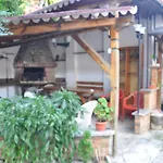Къща за гости арт студия елсор
