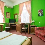 Къща за гости арт студия елсор 2*