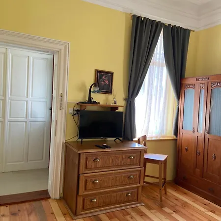 Art Elsor 2* بورغاس