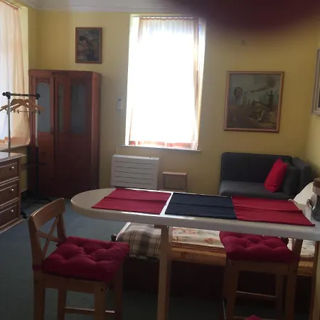 ゲストハウス Art Elsor 2*